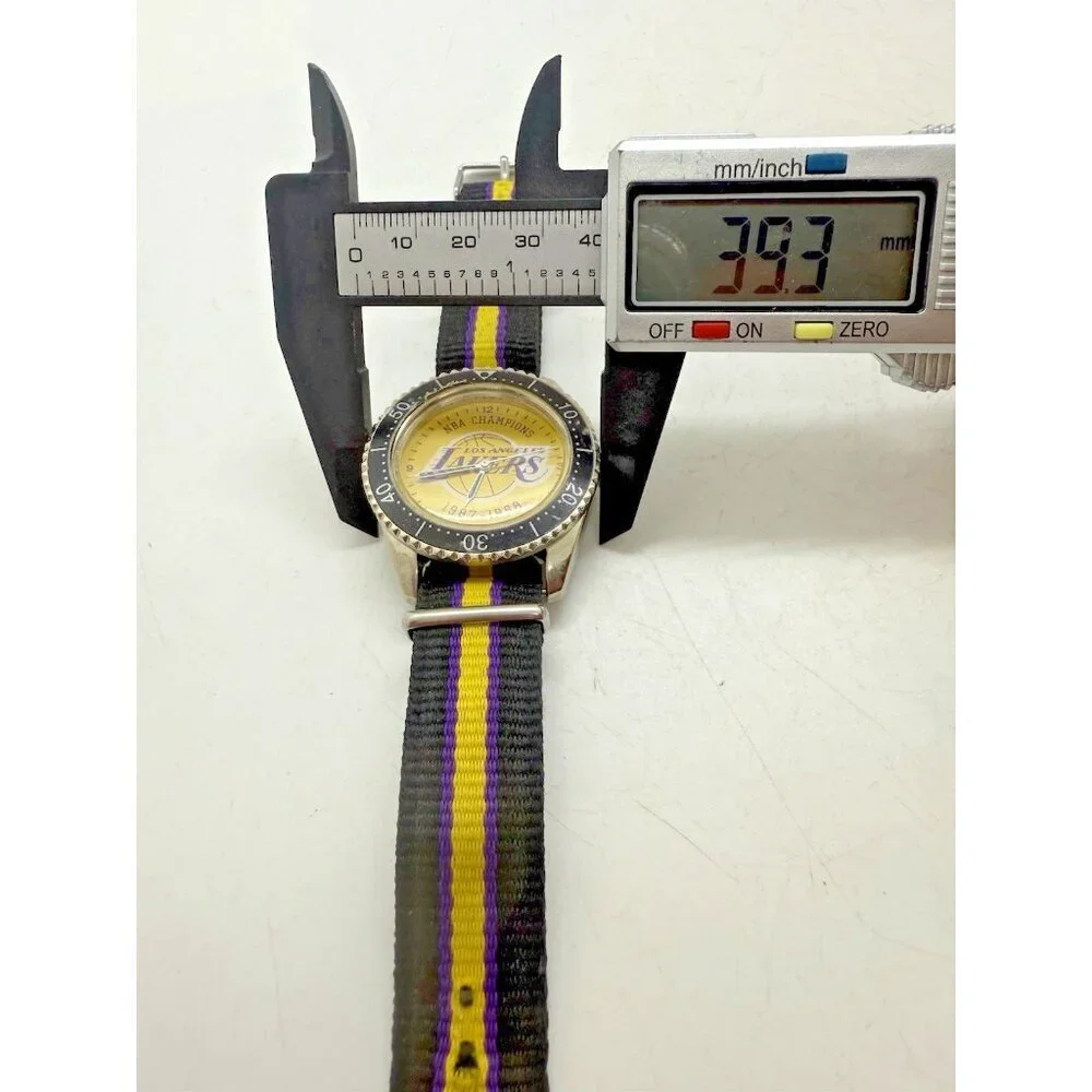 Los Angeles Lakers NBA Watch 1987-1988 Round Canvas Strap Black Yellow Purple